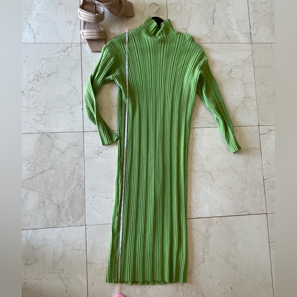 Zara Midi Stand Up Collar Dress - Picture 2 of 6